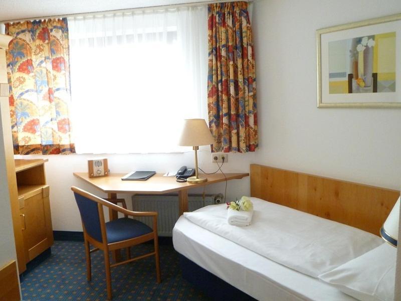 Hotel Am Feuersee Stuttgart Oda fotoğraf