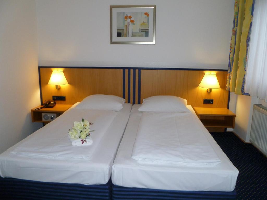 Hotel Am Feuersee Stuttgart Oda fotoğraf